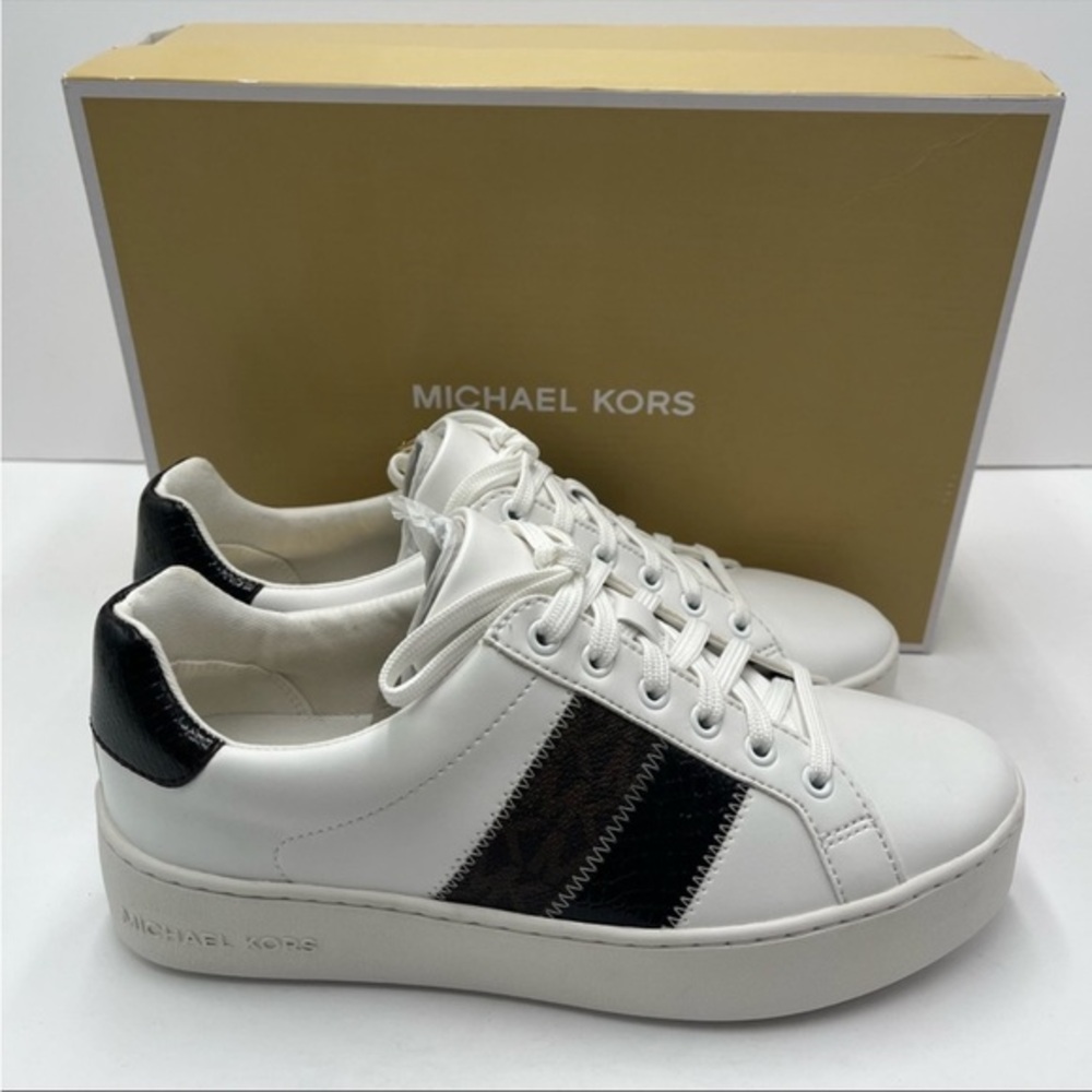 MICHAEL KORS Poppy Lace
Up Leather